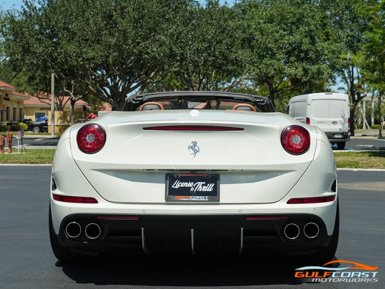 Used 2017 Ferrari California T RWD image 60