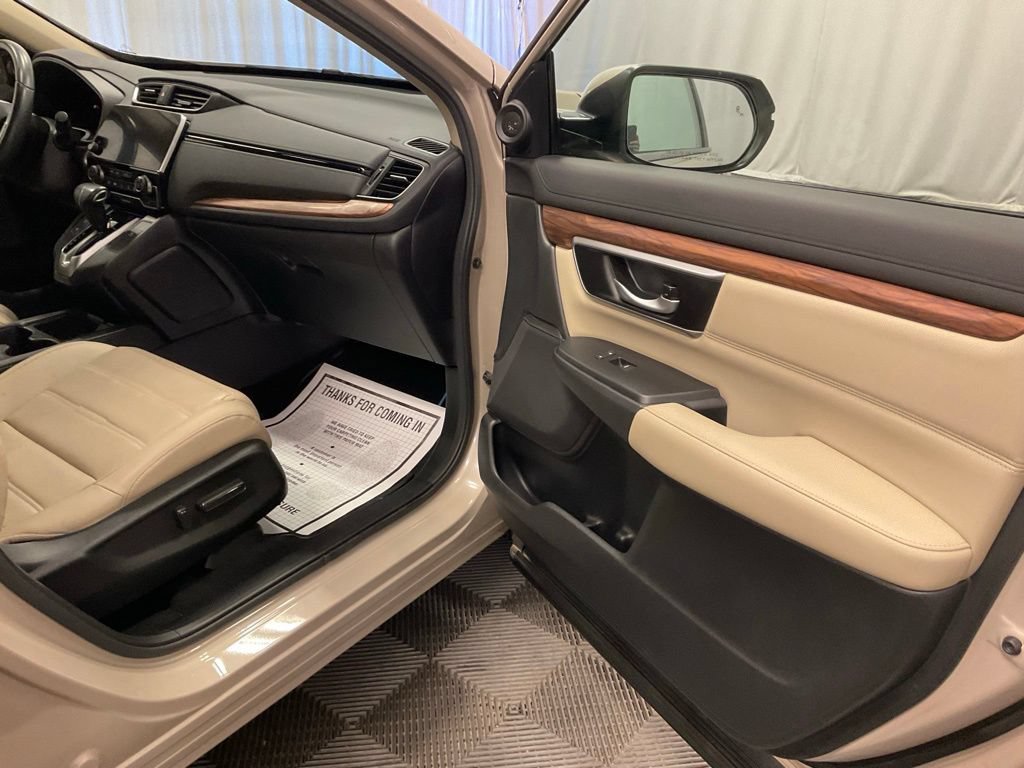 Used 2019 Honda CR-V Touring image 32