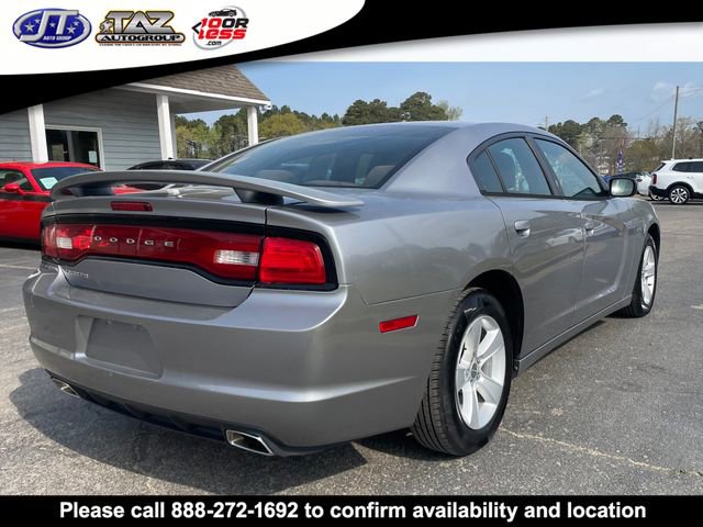 Used 2014 Dodge Charger SE RWD image 6