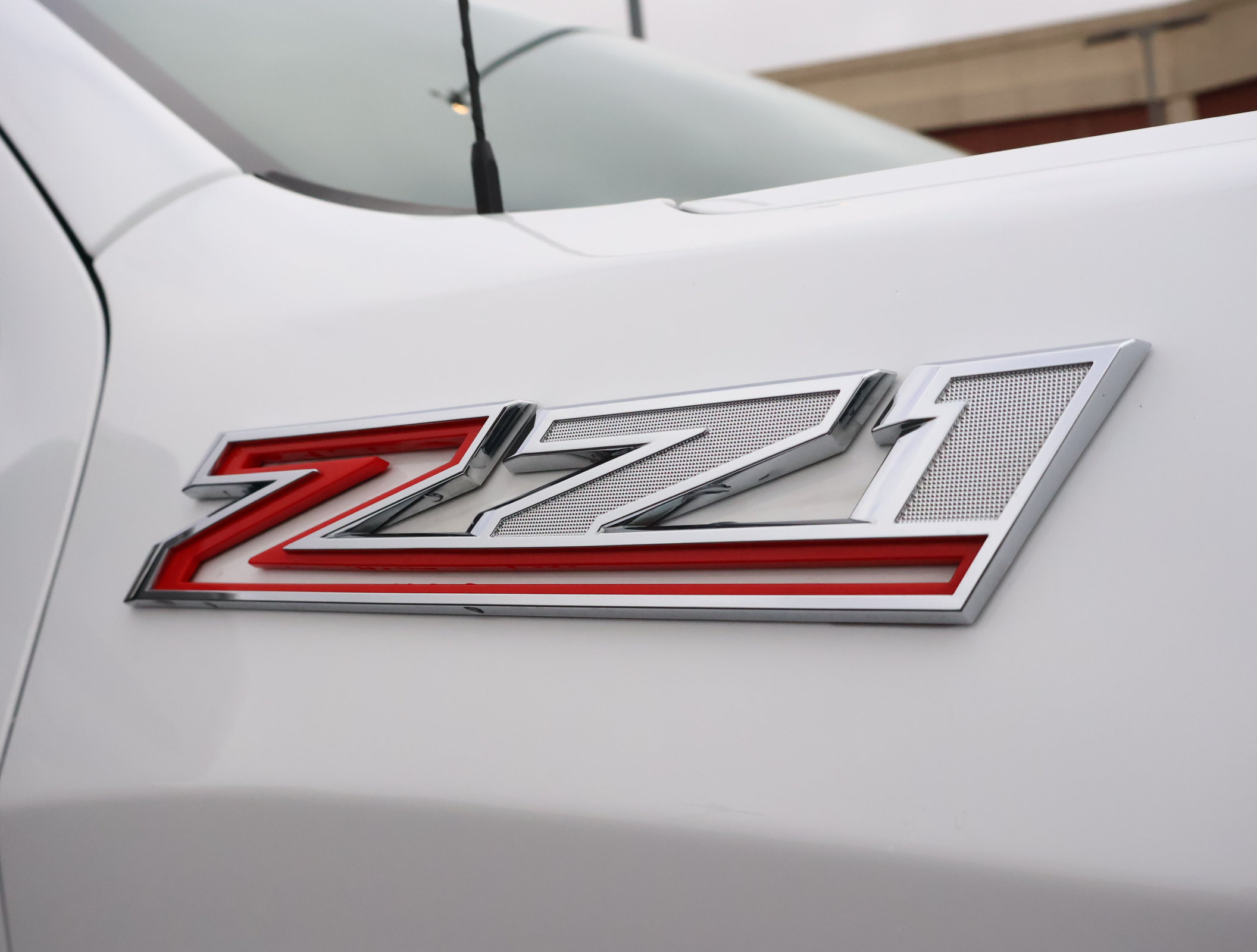 Used 2025 Chevrolet Silverado 1500 LT Trail Boss w/ Convenience Package II AWD/4WD image 6