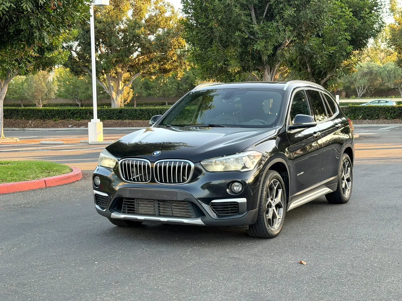 Used 2018 BMW X1 sDrive28i FWD image 8