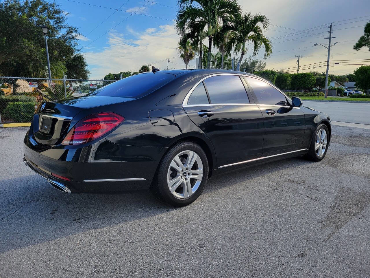 Used 2019 Mercedes-Benz S 450 Sedan image 5