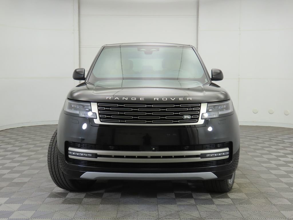 Certified 2024 Land Rover Range Rover SE image 2