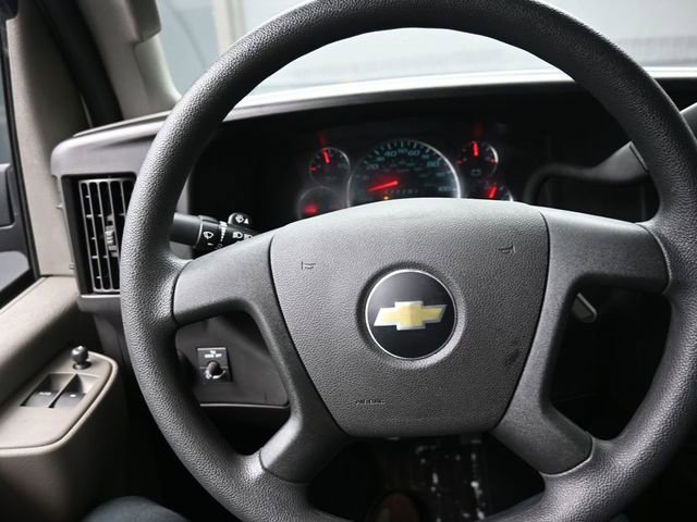 Used 2024 Chevrolet Express 3500 image 8