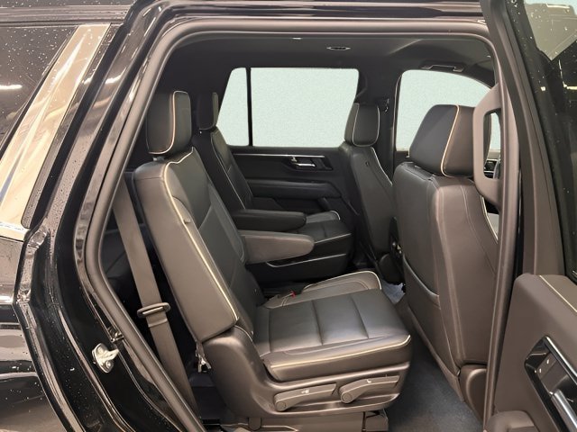 Certified 2025 Chevrolet Tahoe Premier AWD/4WD image 7