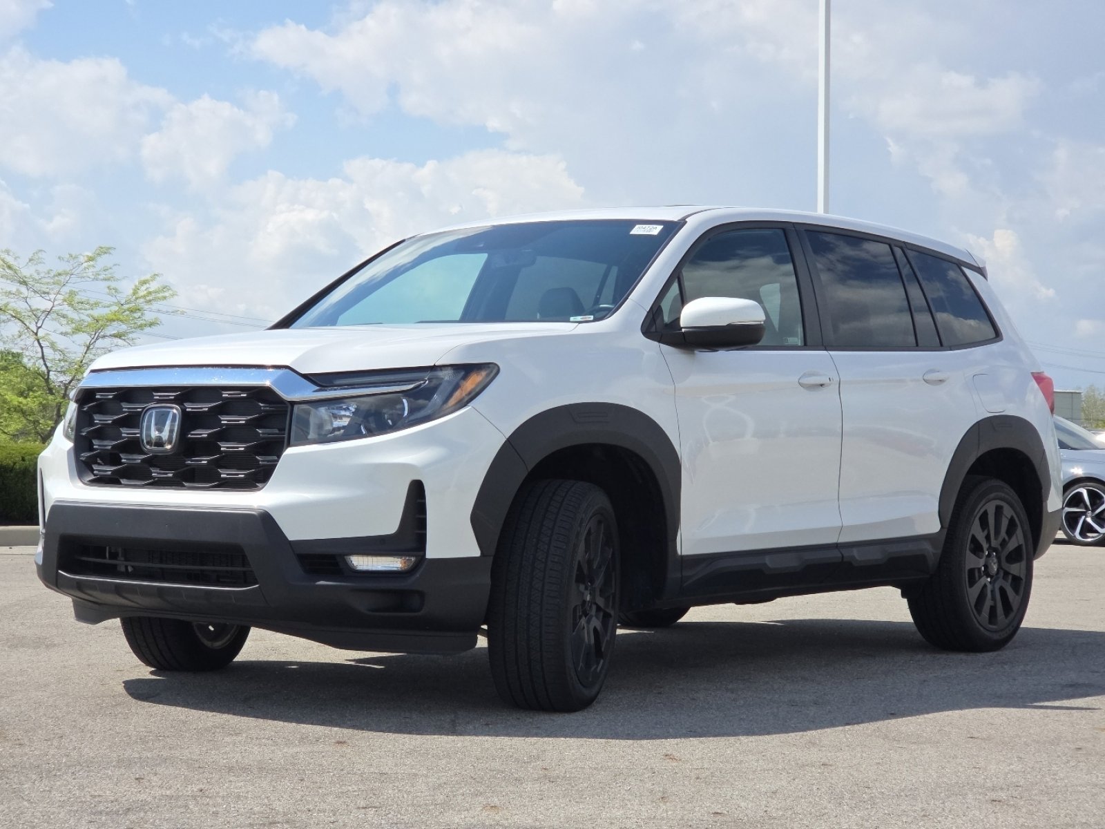 Used 2023 Honda Passport EX-L image 16