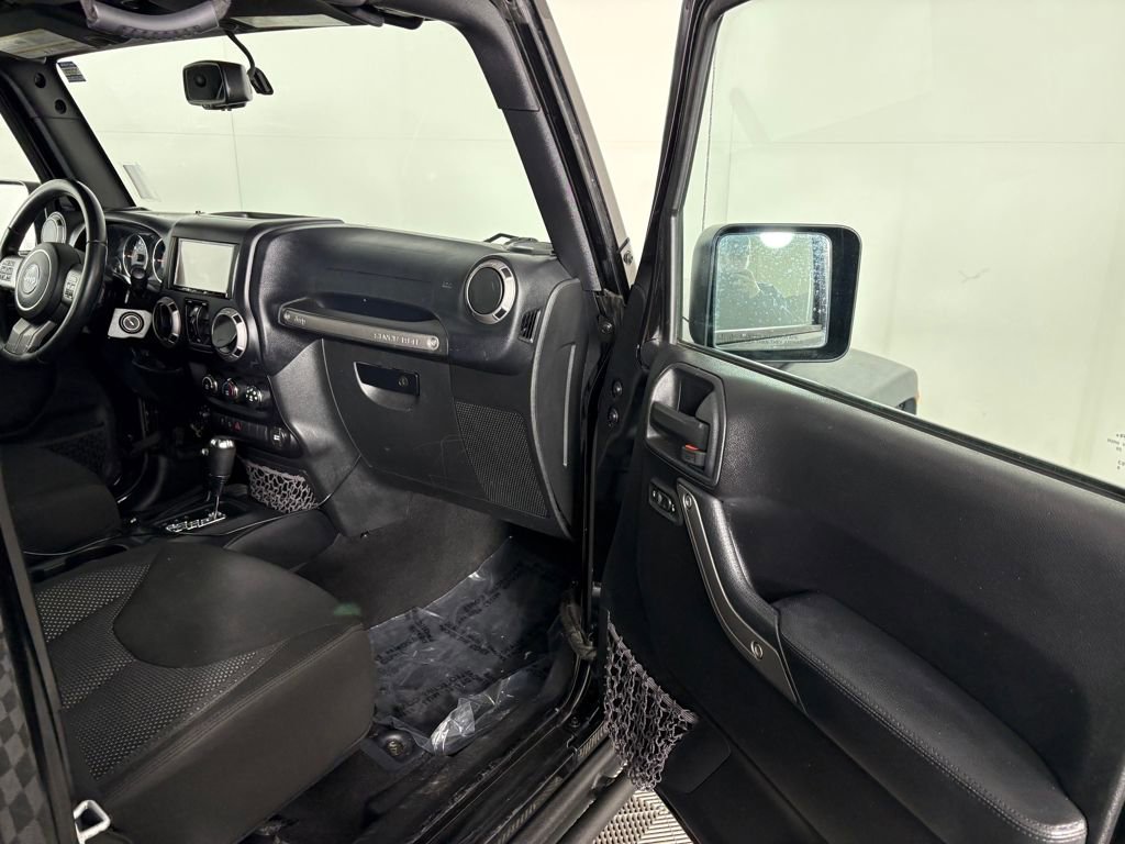 Used 2016 Jeep Wrangler Unlimited Sport image 29