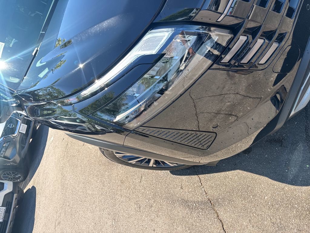 Used 2026 Nissan Pathfinder Platinum AWD/4WD image 37