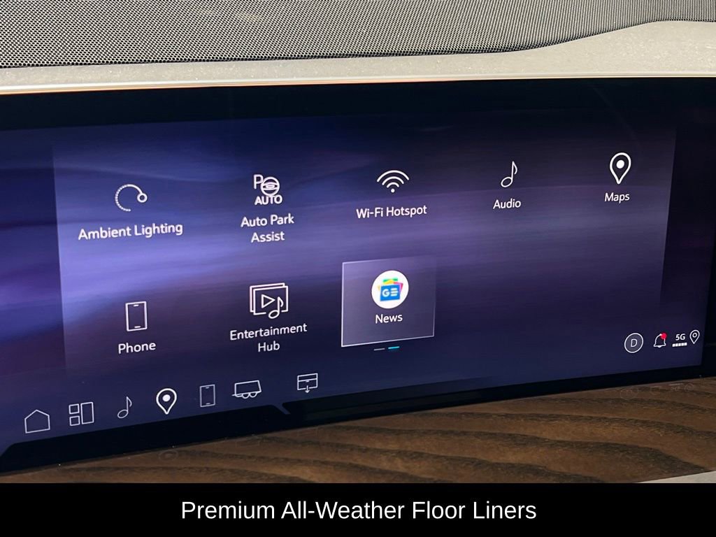 Used 2025 Cadillac Escalade Sport Platinum w/ LPO, ONYX Package image 26