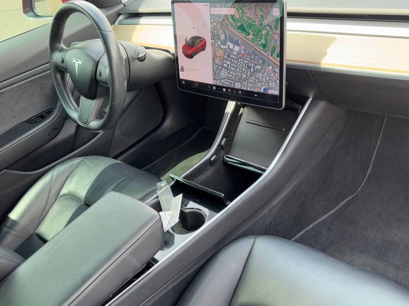 Used 2018 Tesla Model 3 Long Range image 9