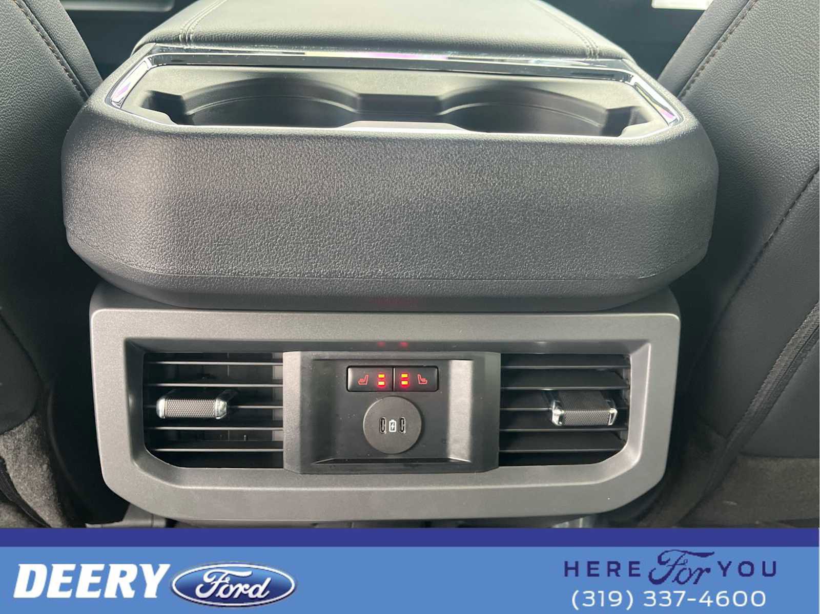 New 2026 Ford F250 Lariat w/ Black Appearance Package image 27