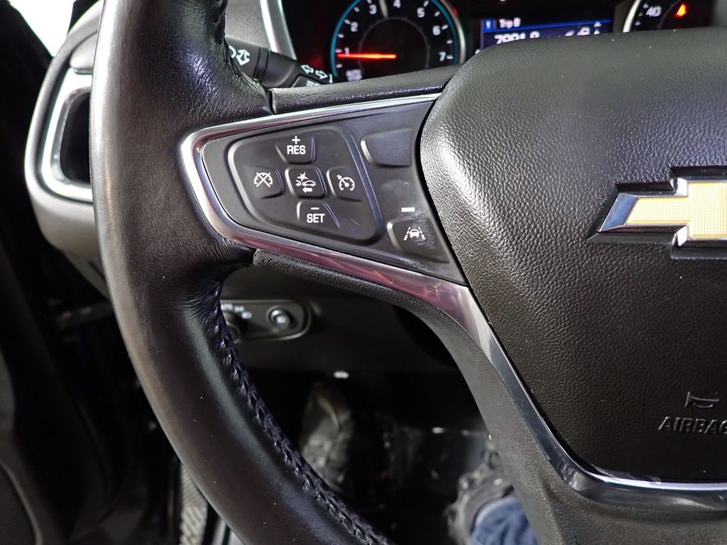 Used 2020 Chevrolet Equinox LT w/ Driver Convenience Package image 32