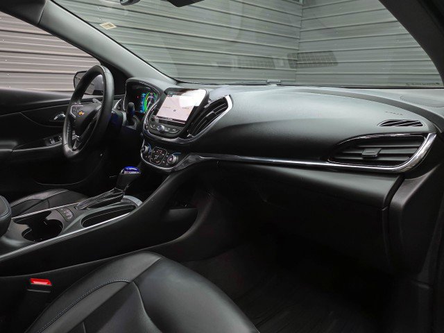 Used 2018 Chevrolet Volt Premier w/ Driver Confidence Package FWD image 12