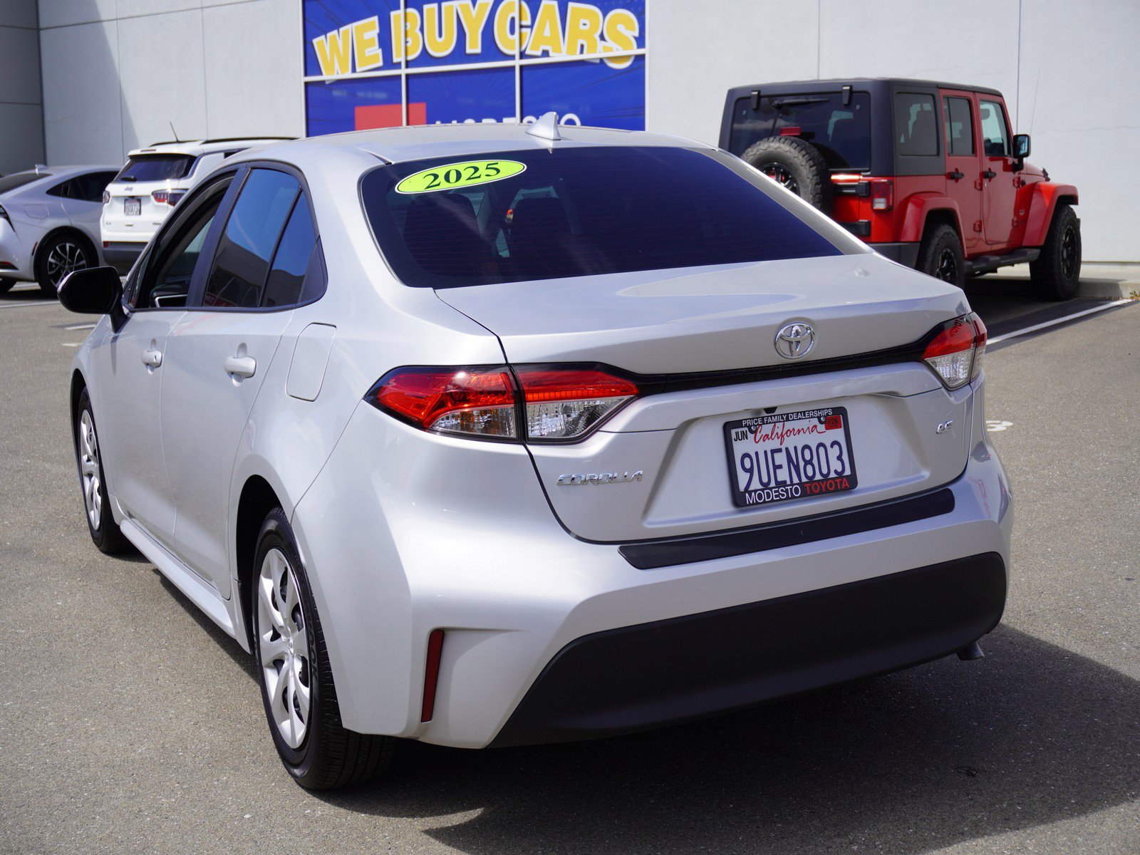 Used 2025 Toyota Corolla LE image 8