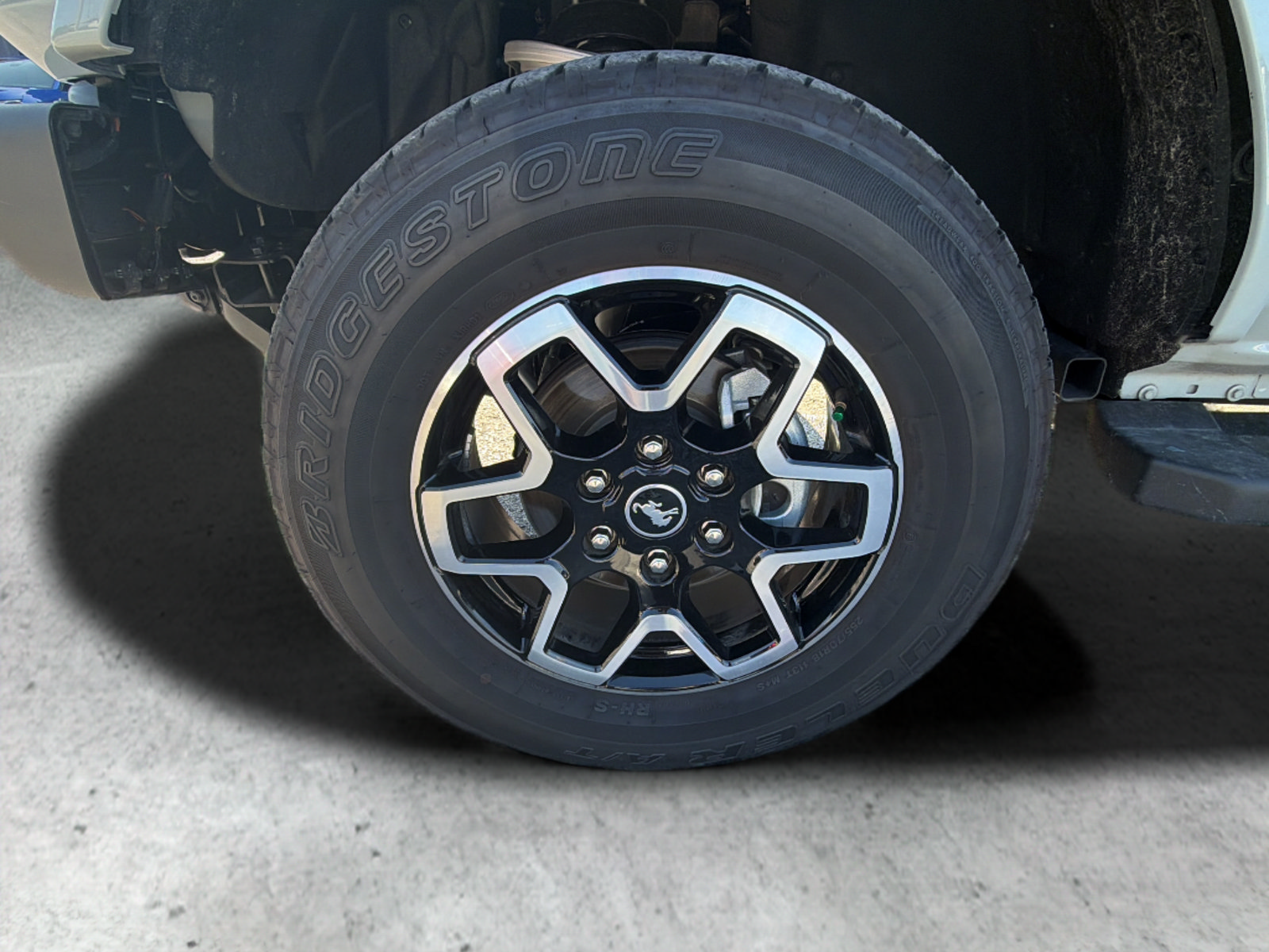 Used 2024 Ford Bronco Outer Banks AWD/4WD image 40