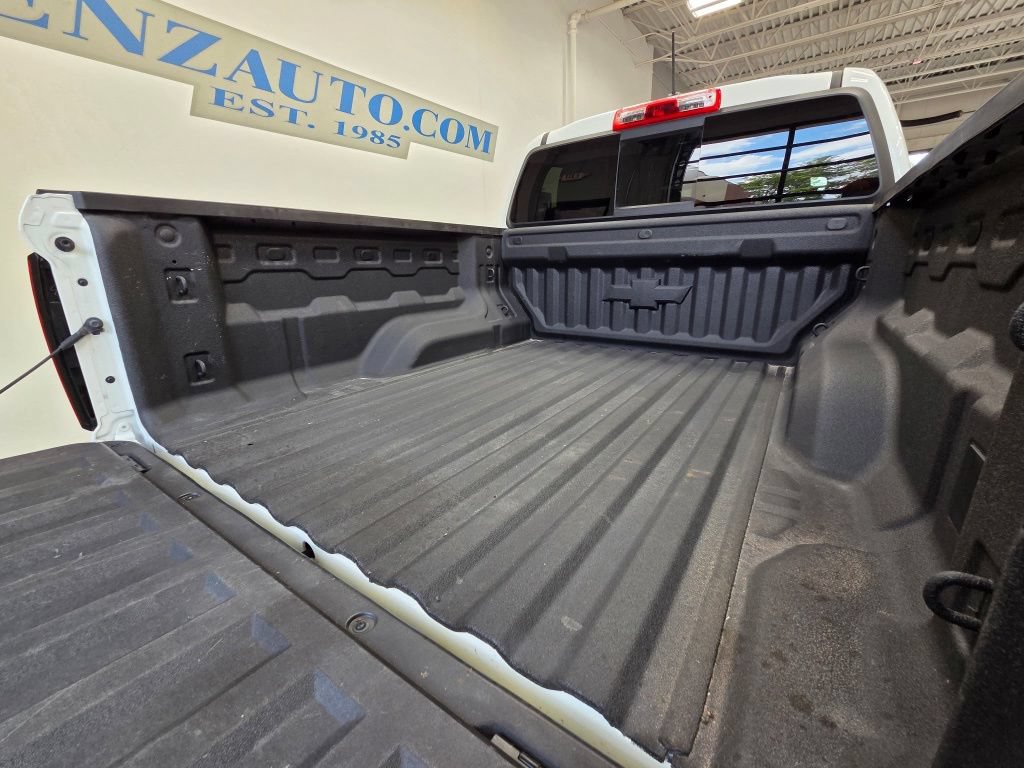Used 2024 Chevrolet Colorado Trail Boss w/ Advanced Trailering Package AWD/4WD image 11