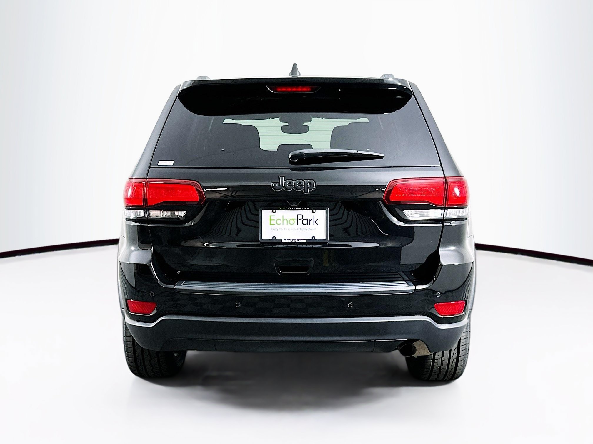 Used 2021 Jeep Grand Cherokee Freedom Edition RWD image 7