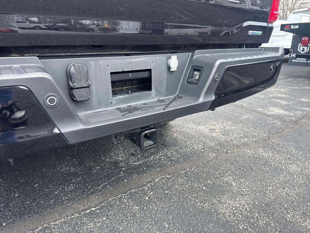 Used 2023 Ford F150 XLT w/ Equipment Group 302A High image 11