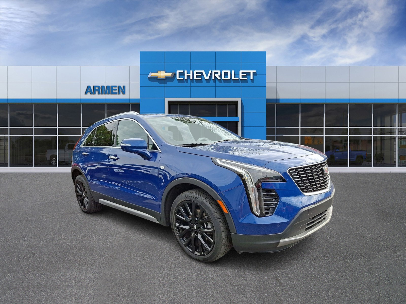 Certified 2023 Cadillac XT4 Premium Luxury w/ Cold Weather Package AWD/4WD image 4