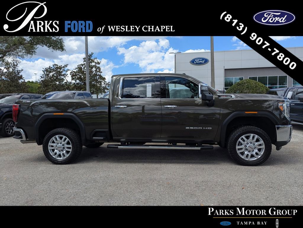 Used 2022 GMC Sierra 2500 SLT w/ SLT Premium Package AWD/4WD image 3