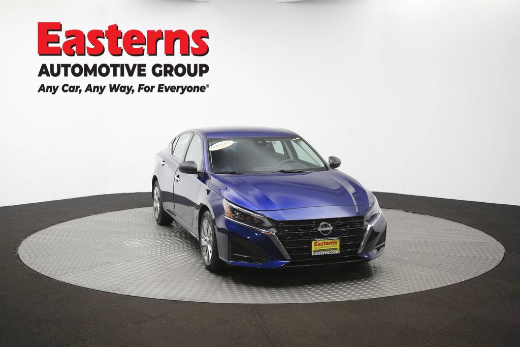 Used 2024 Nissan Altima 2.5 S FWD image 49