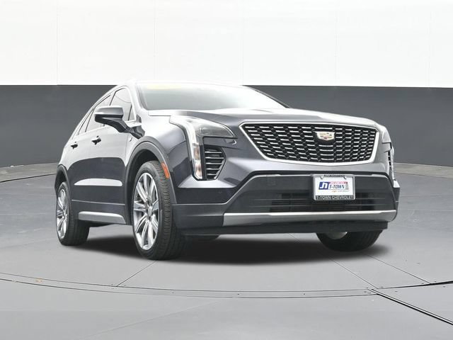 Used 2023 Cadillac XT4 Premium Luxury w/ Cold Weather Package FWD image 52