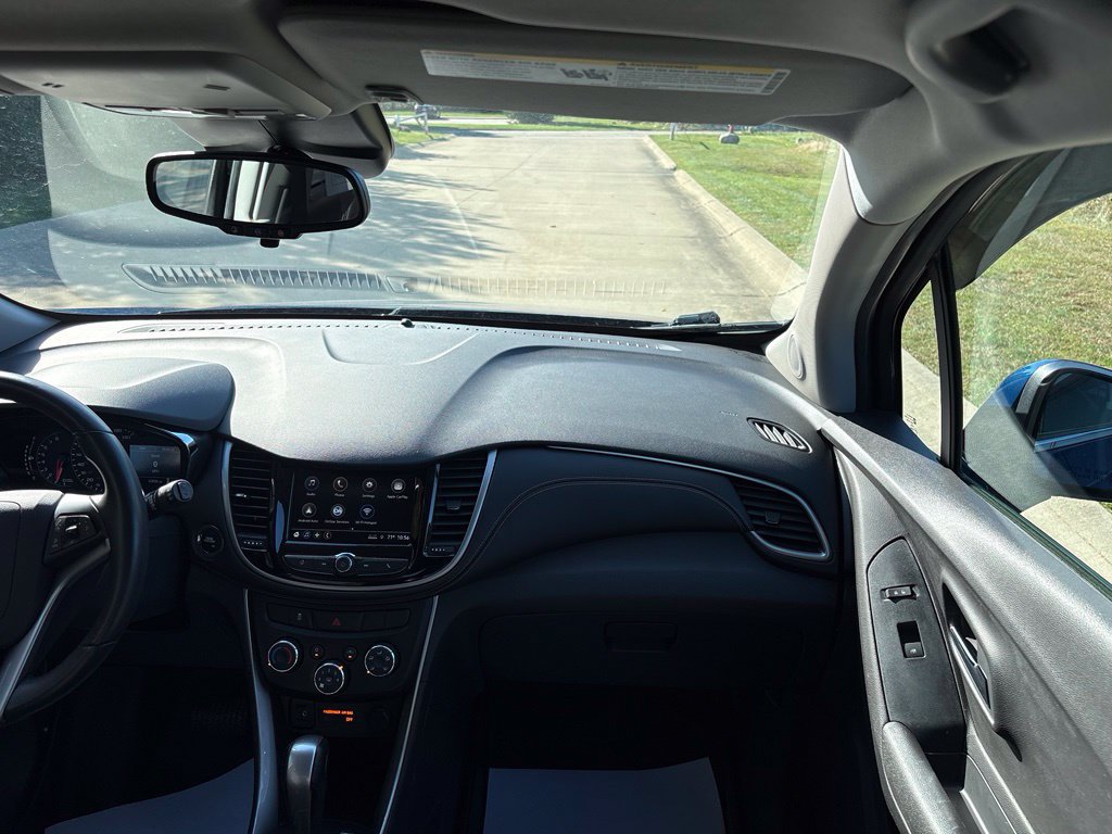 Used 2019 Chevrolet Trax LT w/ LT Convenience Package FWD image 29