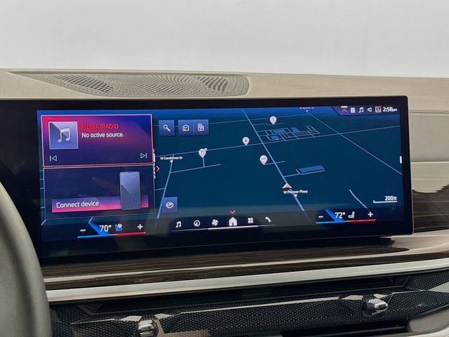 Used 2024 BMW X5 xDrive50e w/ Premium Package image 15