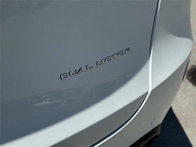 Used 2022 Tesla Model Y Long Range image 6