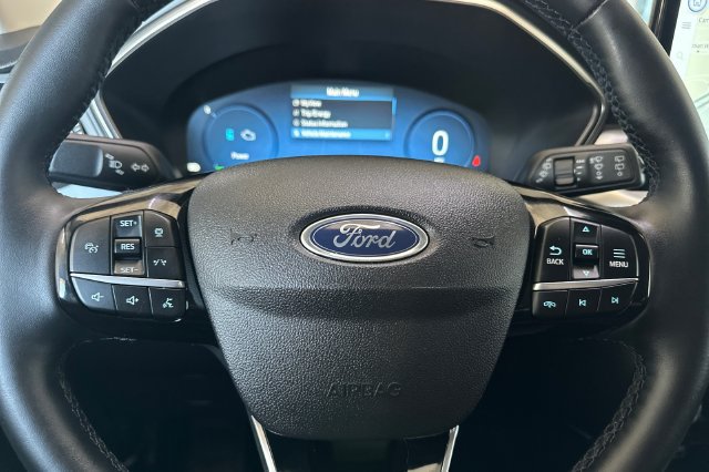 Used 2025 Ford Escape SE w/ PHEV Premium Package FWD image 25