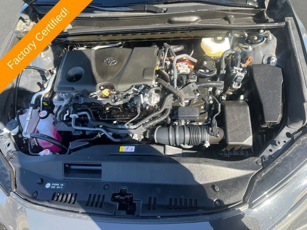 Used 2025 Toyota Camry SE image 23