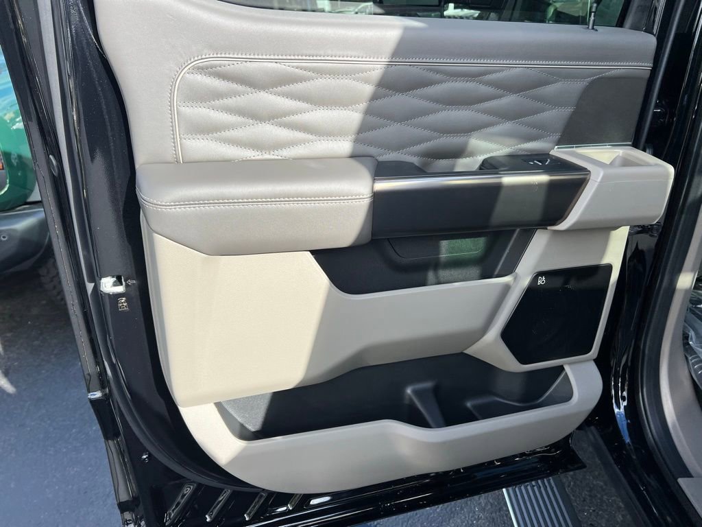New 2026 Ford F450 Platinum w/ Platinum Plus Package image 15
