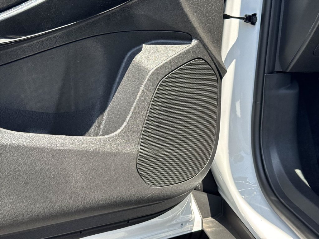 New 2026 Chevrolet Trax LT FWD image 21