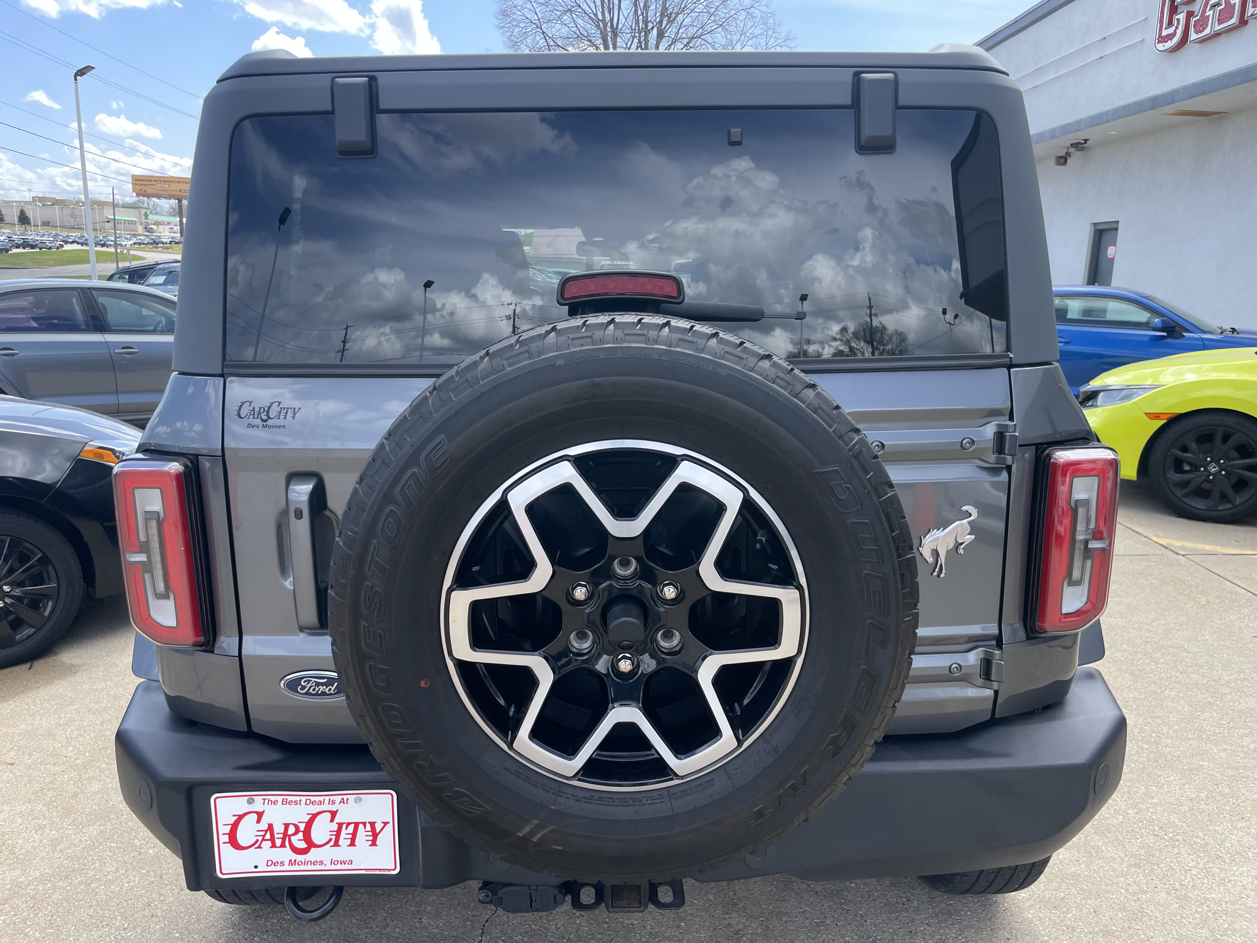 Used 2022 Ford Bronco Outer Banks image 4