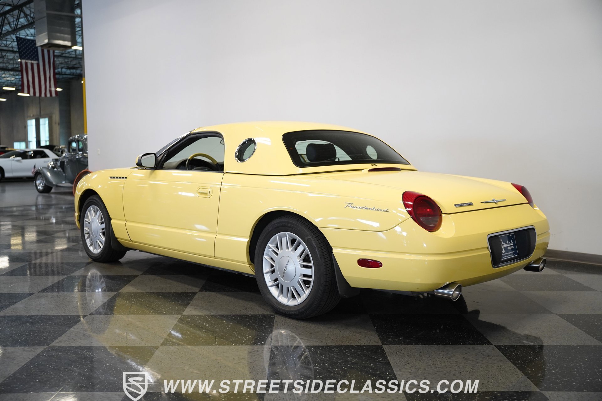 Used 2002 Ford Thunderbird image 11