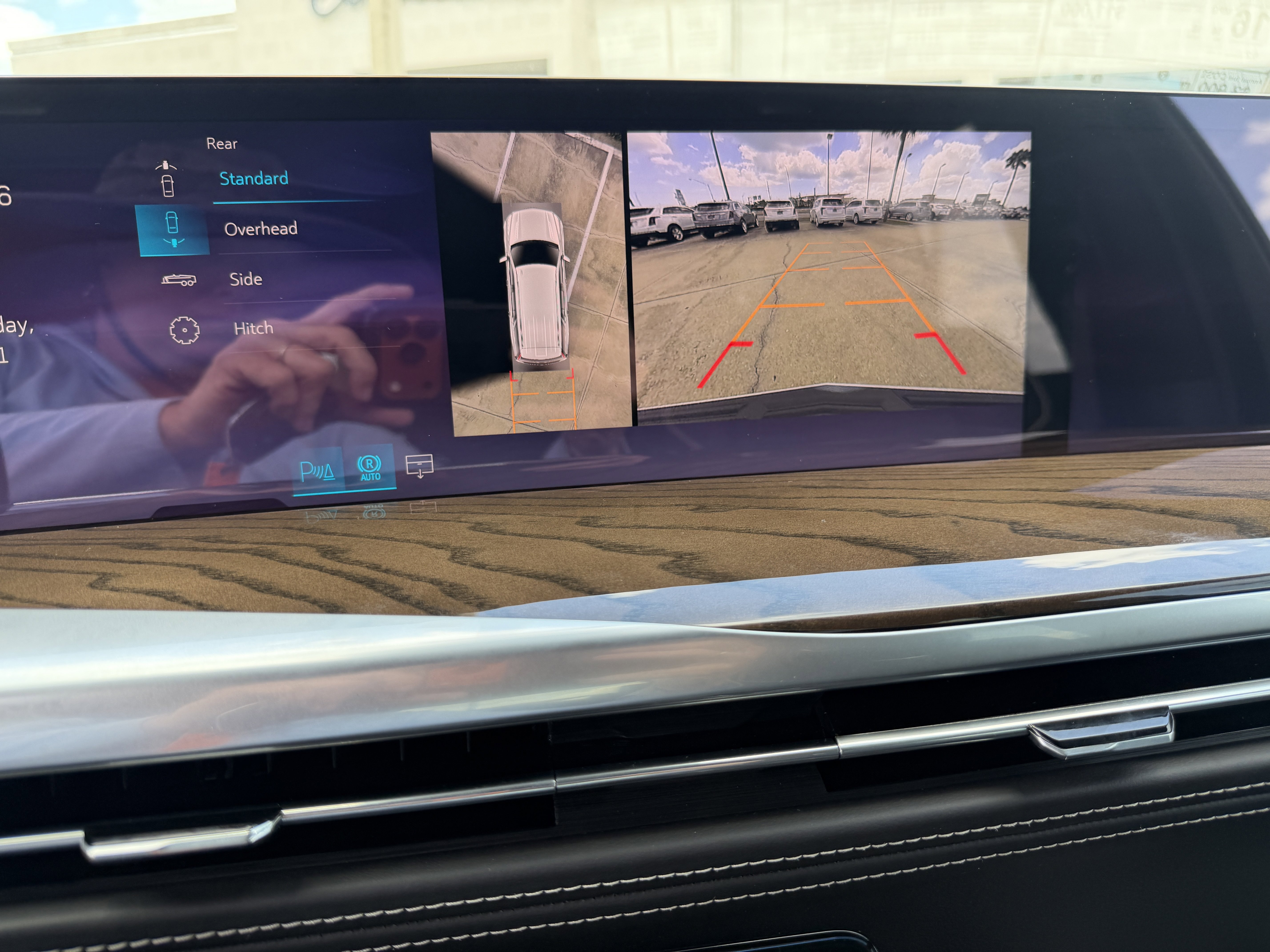 New 2026 Cadillac Escalade Platinum Sport w/ LPO, ONYX Package image 23