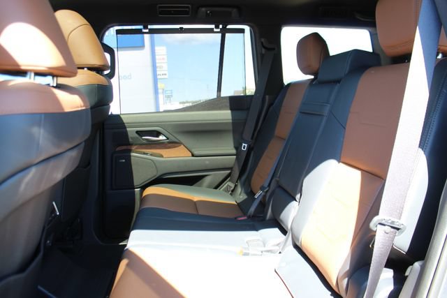 Used 2025 Lexus GX 550 w/ Accessory Package (Z1) AWD/4WD image 28