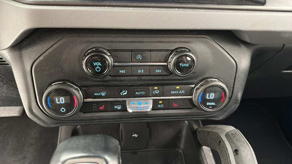 Used 2023 Ford Bronco Big Bend w/ Sasquatch Package AWD/4WD image 20