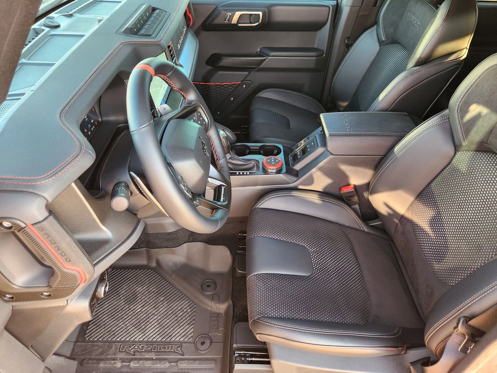 New 2025 Ford Bronco Raptor image 13