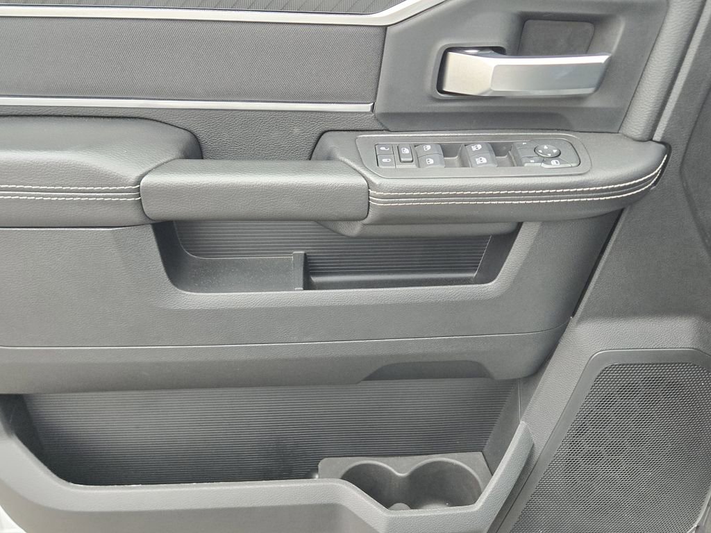 Used 2025 RAM 5500 Tradesman image 26