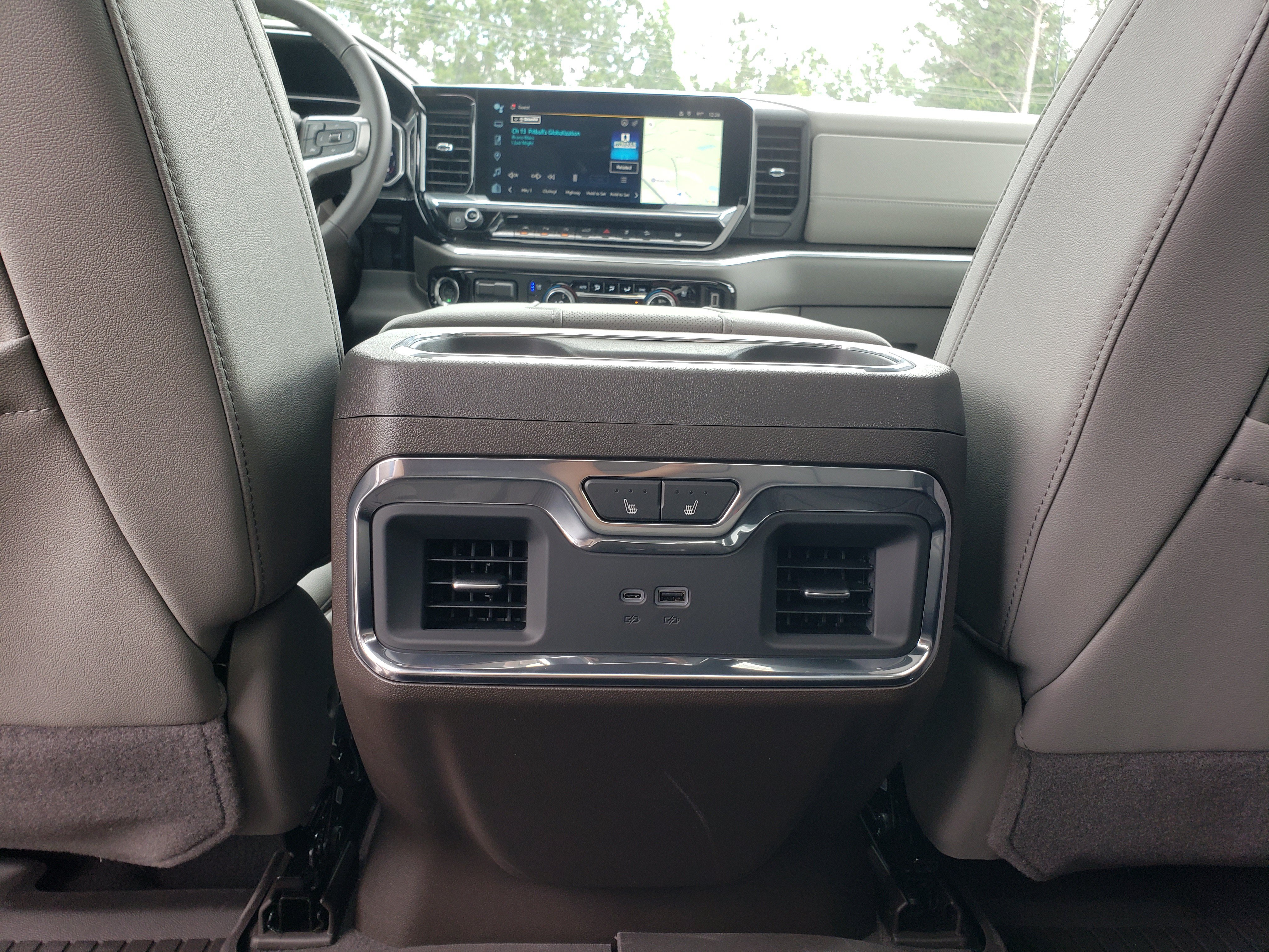 New 2026 Chevrolet Silverado 1500 LTZ w/ LTZ Premium Package AWD/4WD image 35