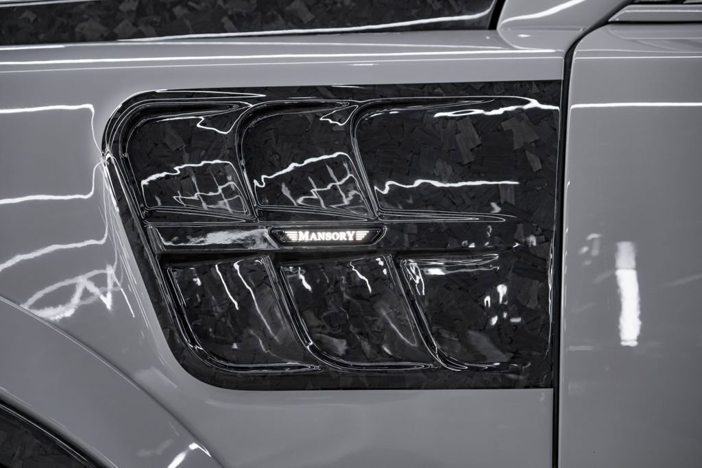 Used 2026 Rolls-Royce Cullinan AWD/4WD image 37