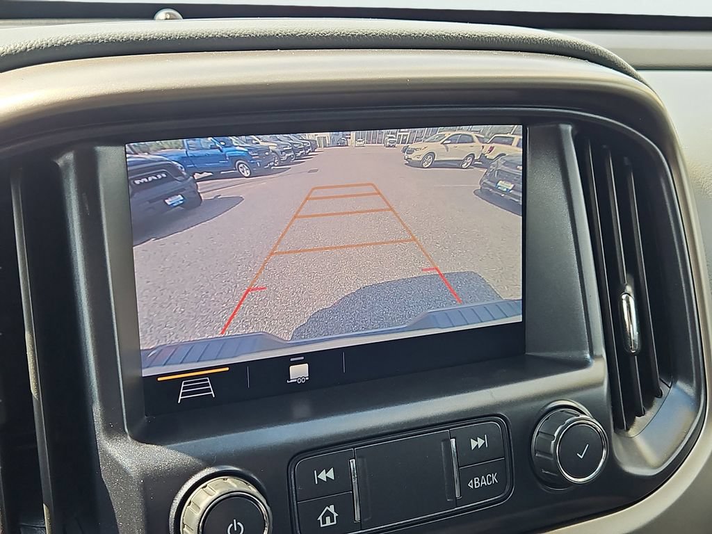 Used 2019 Chevrolet Colorado Z71 AWD/4WD image 16