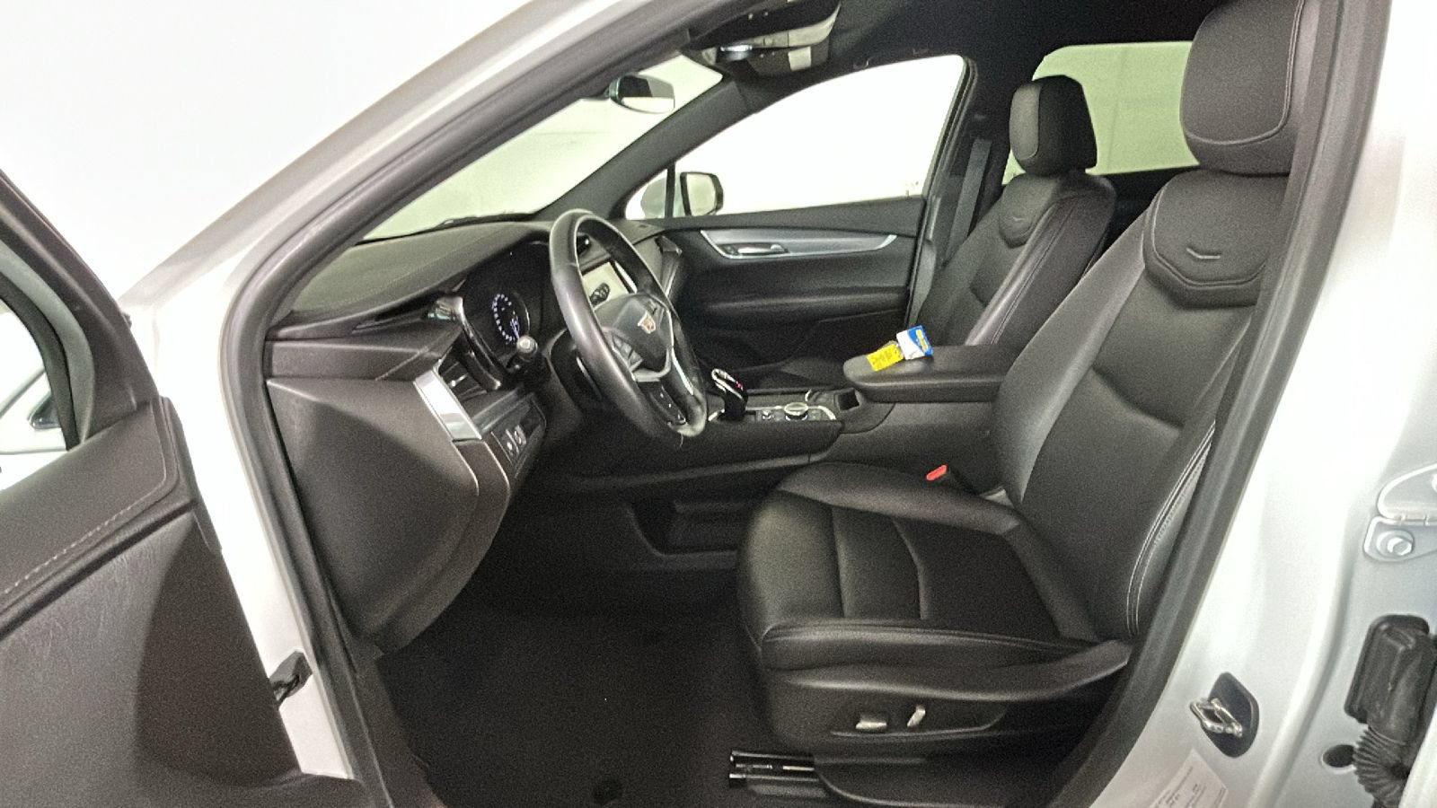 Used 2023 Cadillac XT5 Luxury FWD image 13