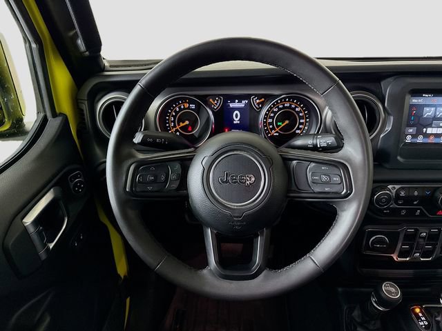 Used 2023 Jeep Gladiator Sport image 11