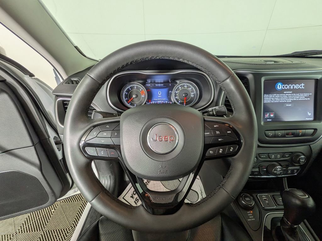 Certified 2023 Jeep Cherokee Altitude Lux image 22