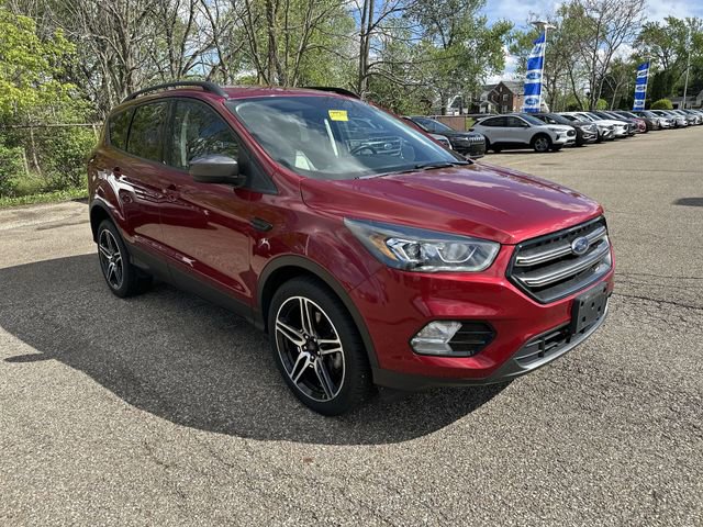 Used 2019 Ford Escape SEL AWD/4WD image 11