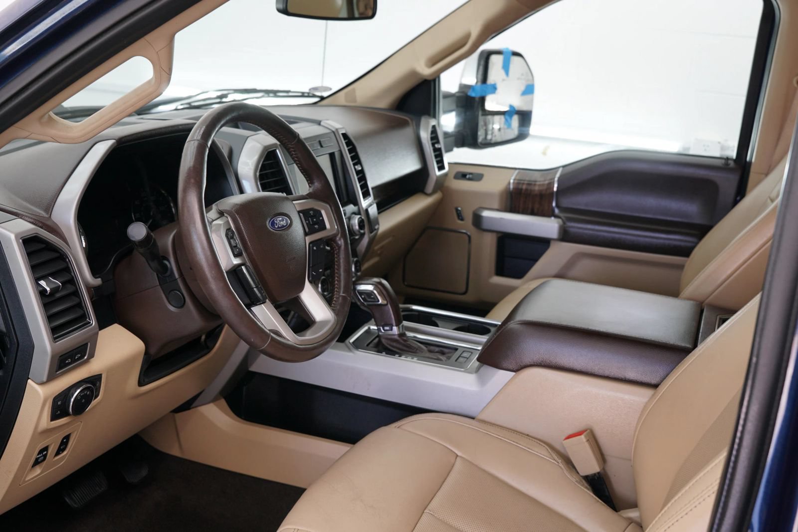 Used 2019 Ford F150 Lariat w/ Equipment Group 502A Luxury RWD image 5