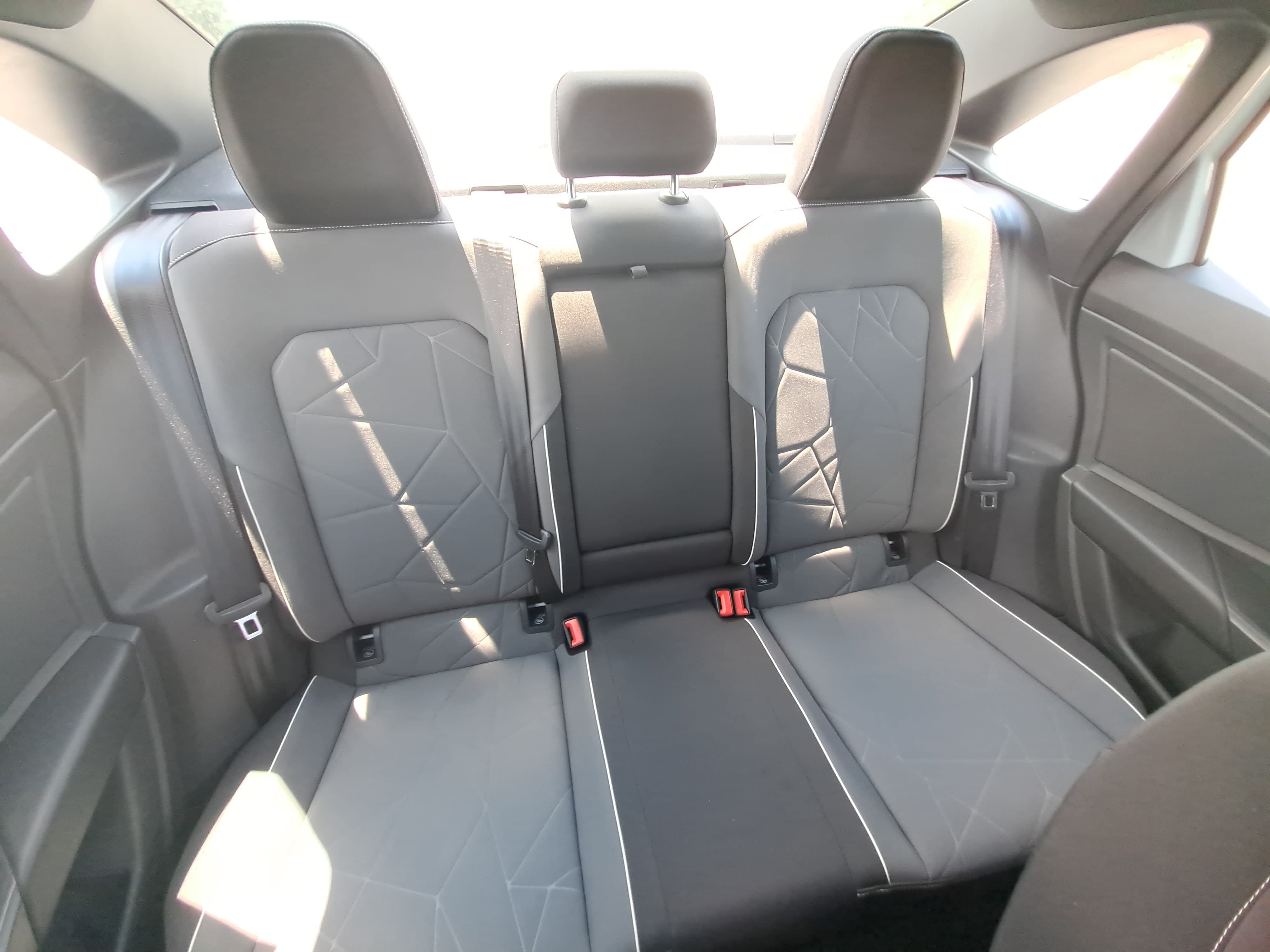 Certified 2025 Volkswagen Jetta Sport FWD image 12