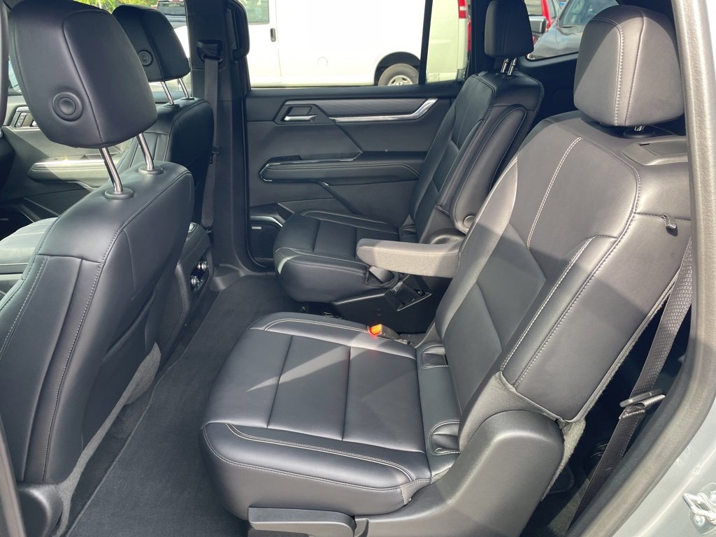 Certified 2024 GMC Acadia Elevation image 6